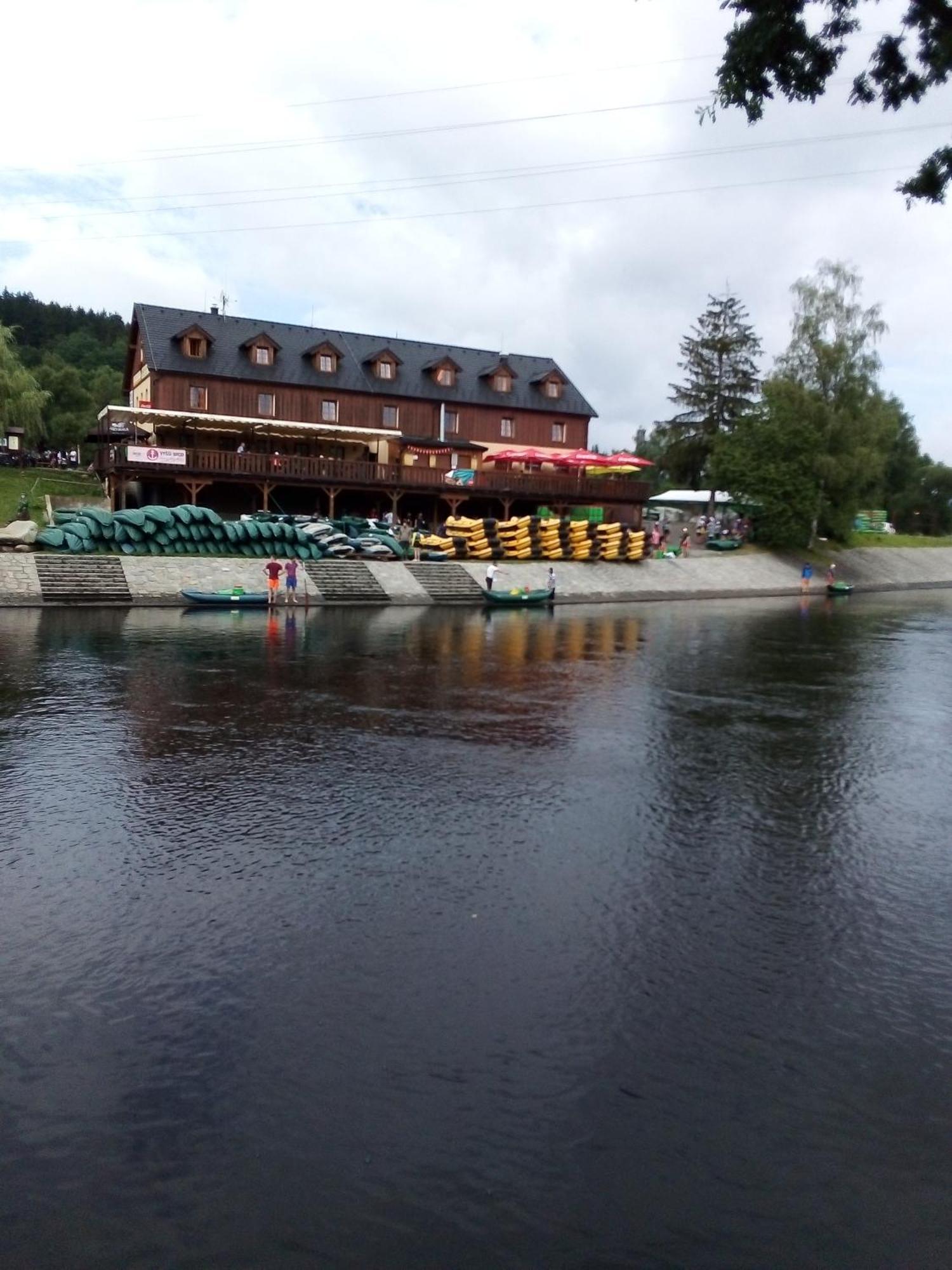 Apartman Leo Nr. 8 Lipno Nad Vltavou Exterior photo