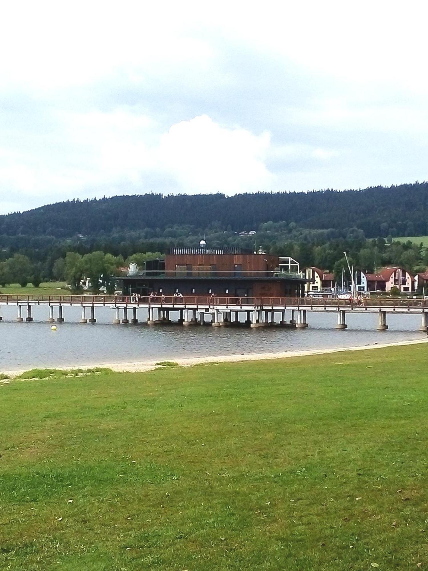Apartman Leo Nr. 8 Lipno Nad Vltavou Exterior photo